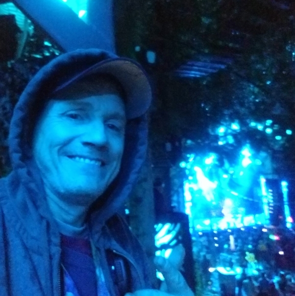 Meet your Posher, Gord - Picture 1 of 1